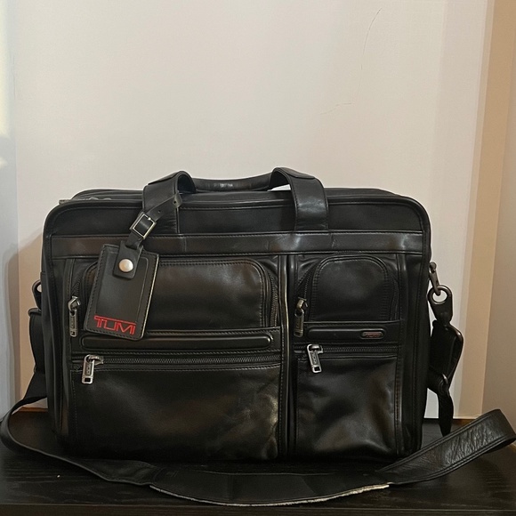 Tumi Other - Tumi Alpha 96141D4 Black Leather Expandable Briefcase Laptop Bag